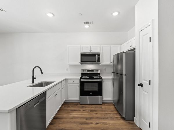 910 Barrow Street, Unit 5, Fort Walton Beach, FL 32547