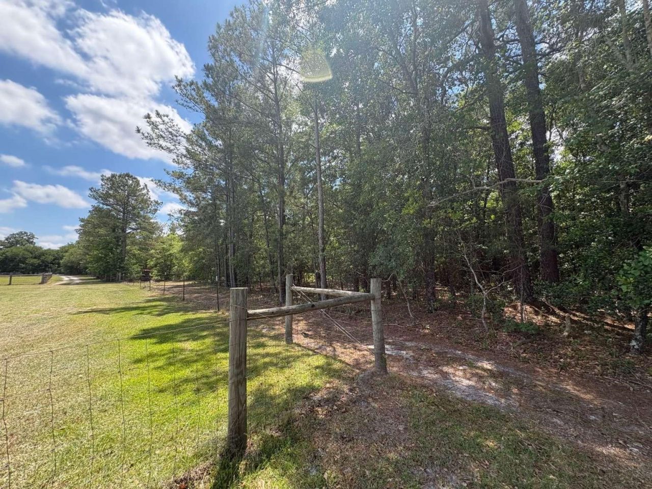 1660 Nathan Dr.  Photo 17