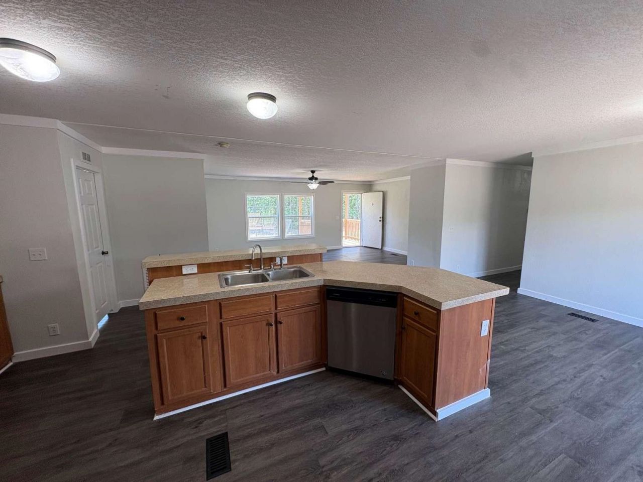 1660 Nathan Dr.  Photo 25