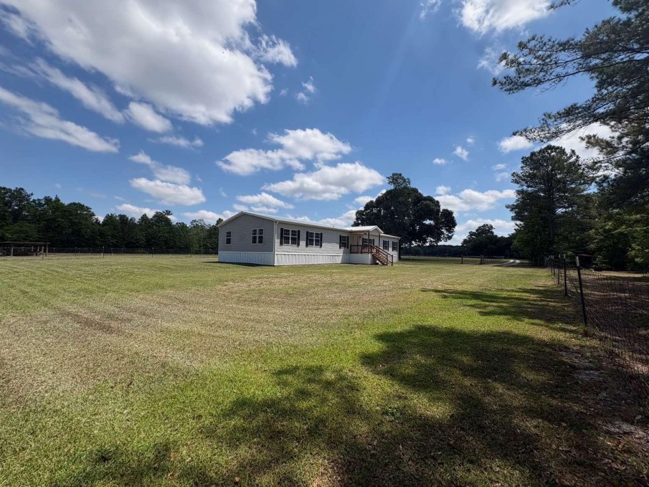 1660 Nathan Dr.  Photo 8