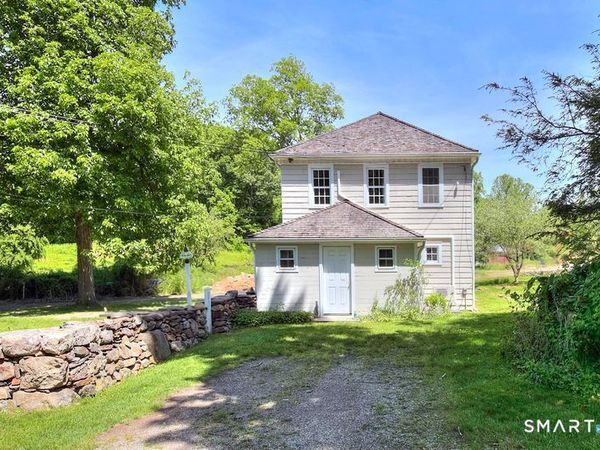 94 Honey Hill, Wilton, CT 06897