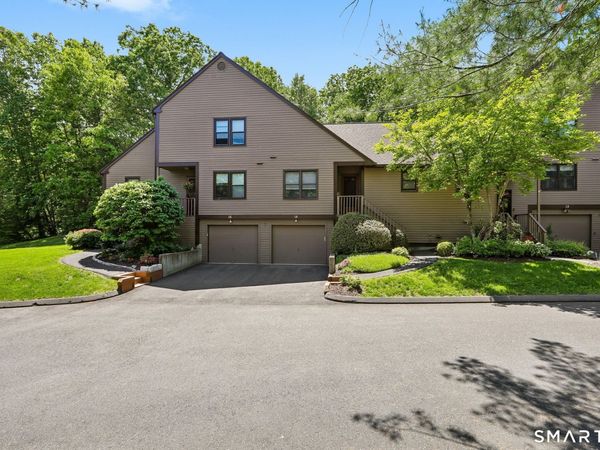 14 Nutmeg, Unit 14, Monroe, CT 06468