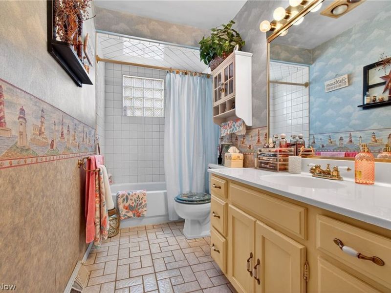 1105 Birch Lane, Cleveland, OH 44109 Photo 19
