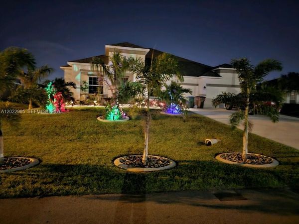225 SW 31ST PL , Cape Coral, FL 33991