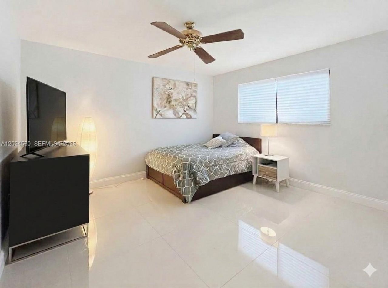 8695 SW 110th St, Miami, FL 33156 Photo