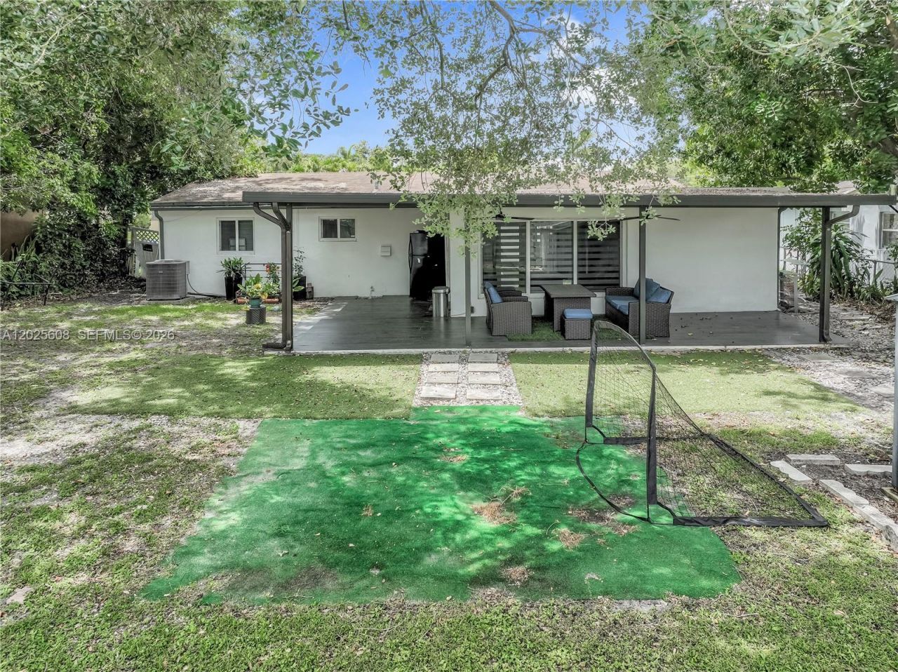 6661 Douglas St, Hollywood, FL 33024 Photo