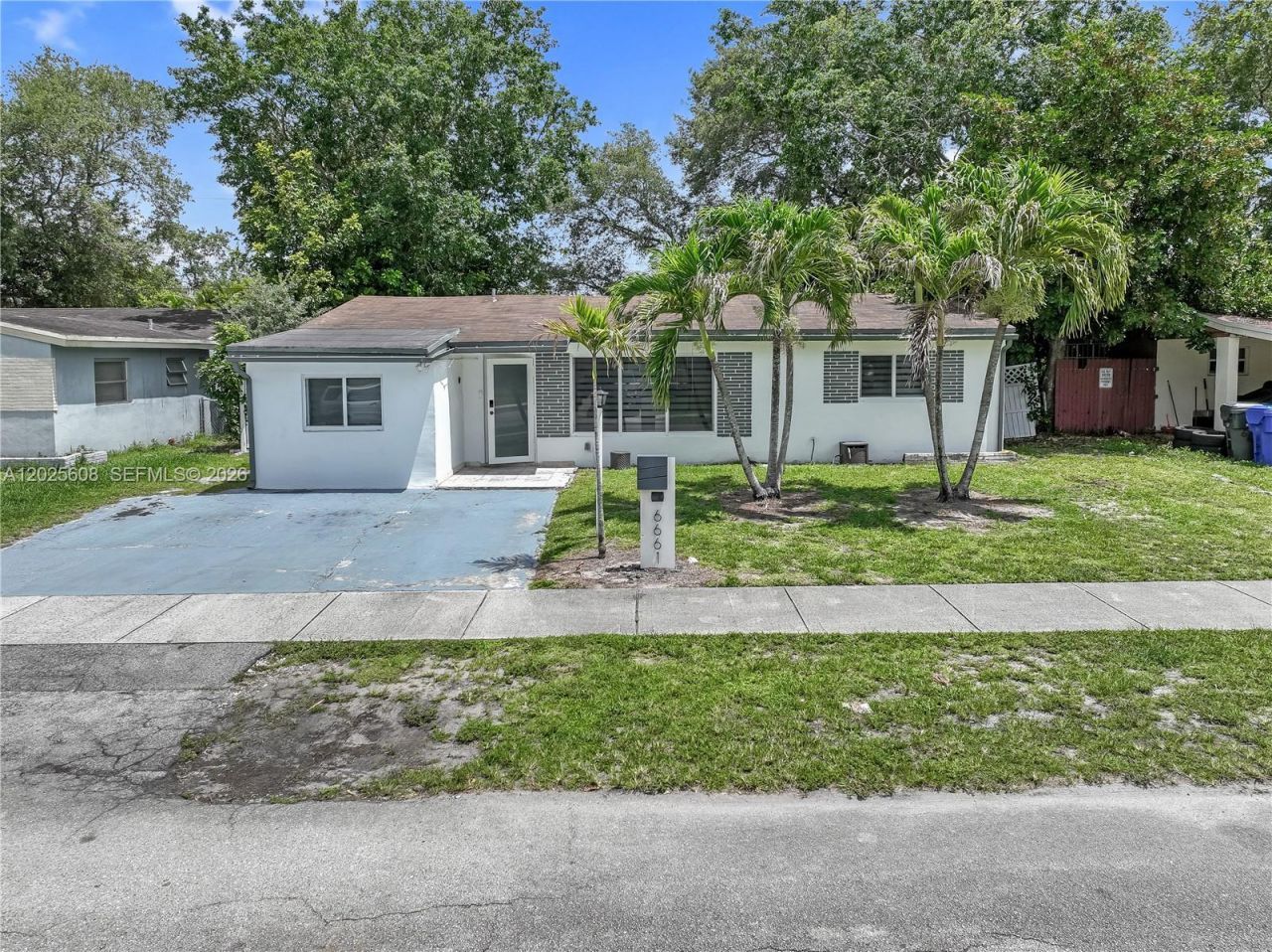 6661 Douglas St, Hollywood, FL 33024 Photo