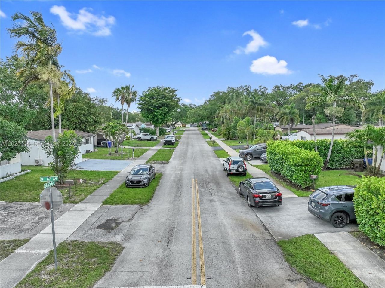 6661 Douglas St, Hollywood, FL 33024 Photo