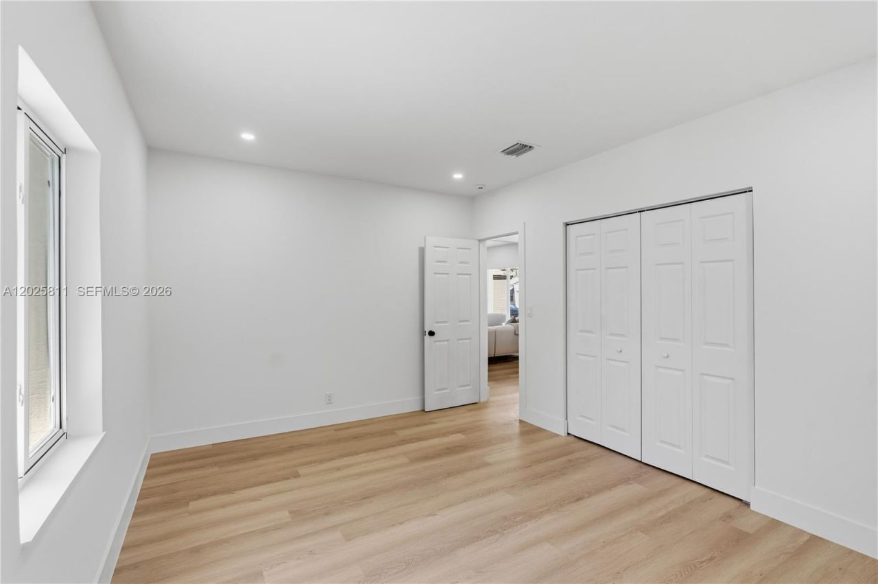 2110 SW 15th St , Miami, FL 33145 Photo