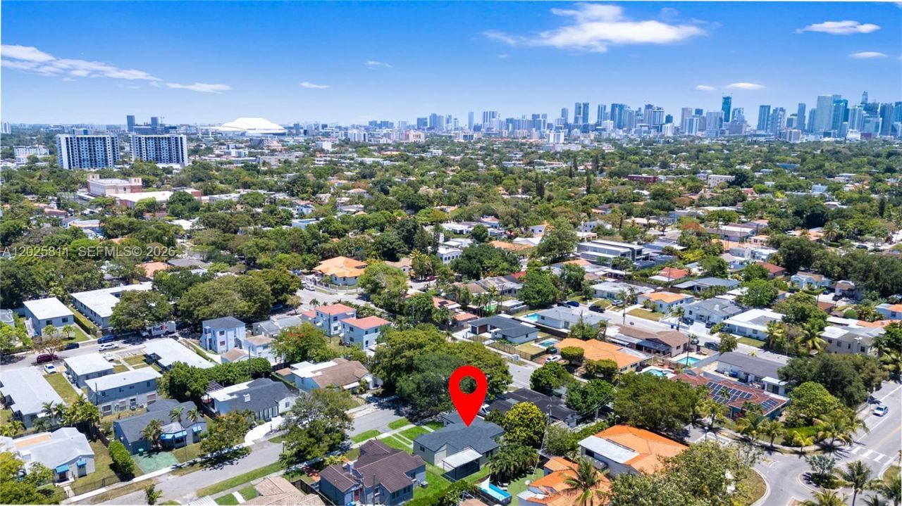 2110 SW 15th St , Miami, FL 33145 Photo