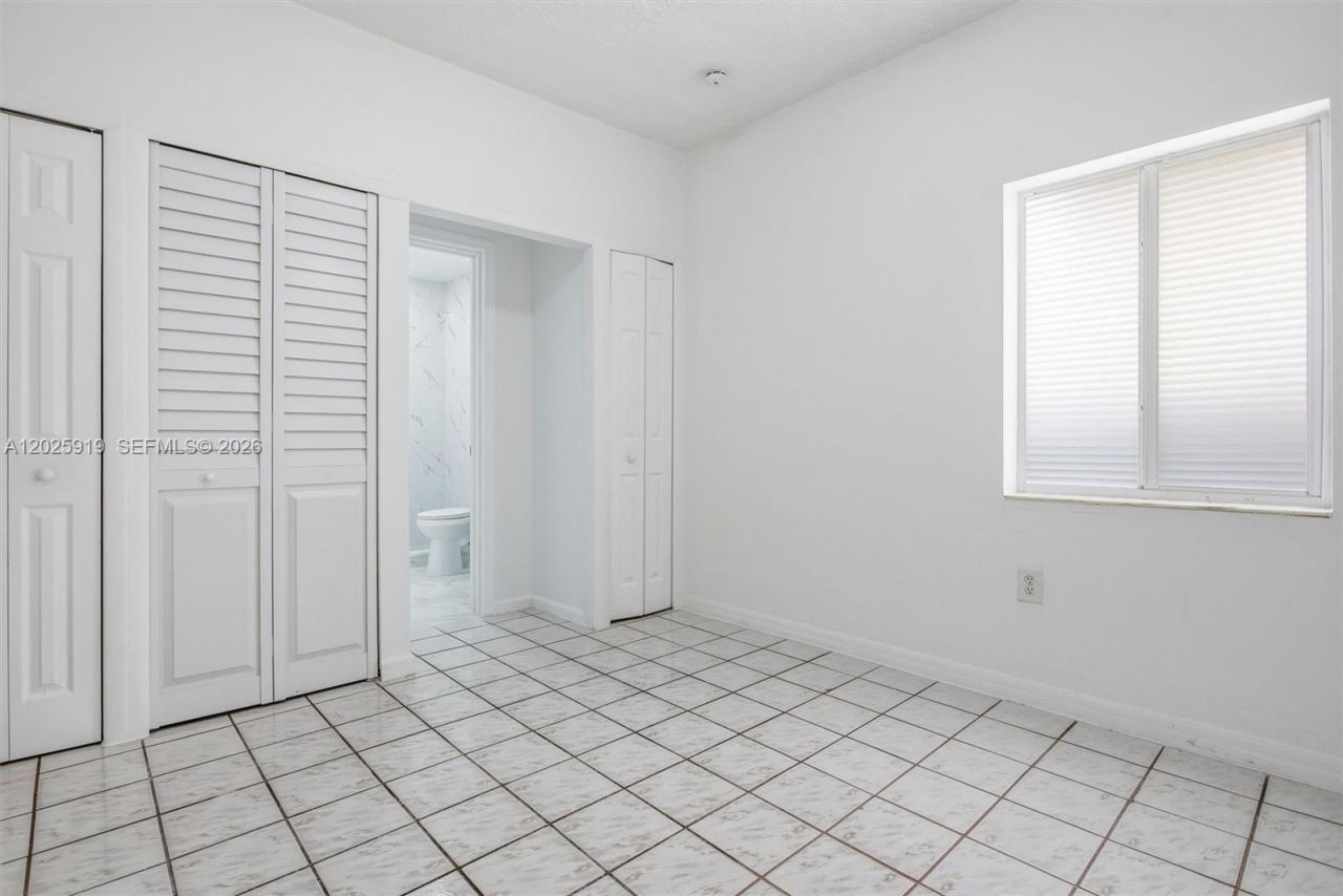 1743 SW 17th St, Unit 1, Miami, FL 33145 Photo