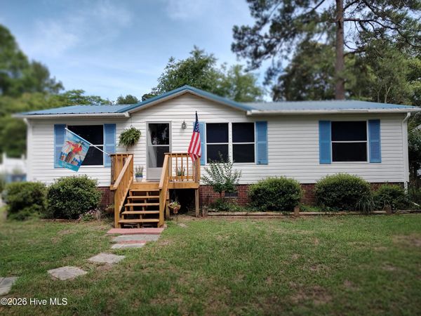 5165 Green Heron Drive SW, Shallotte, NC 28470