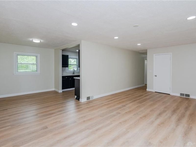 4868 Goodyear Drive, Trotwood, OH 45406 Photo 9
