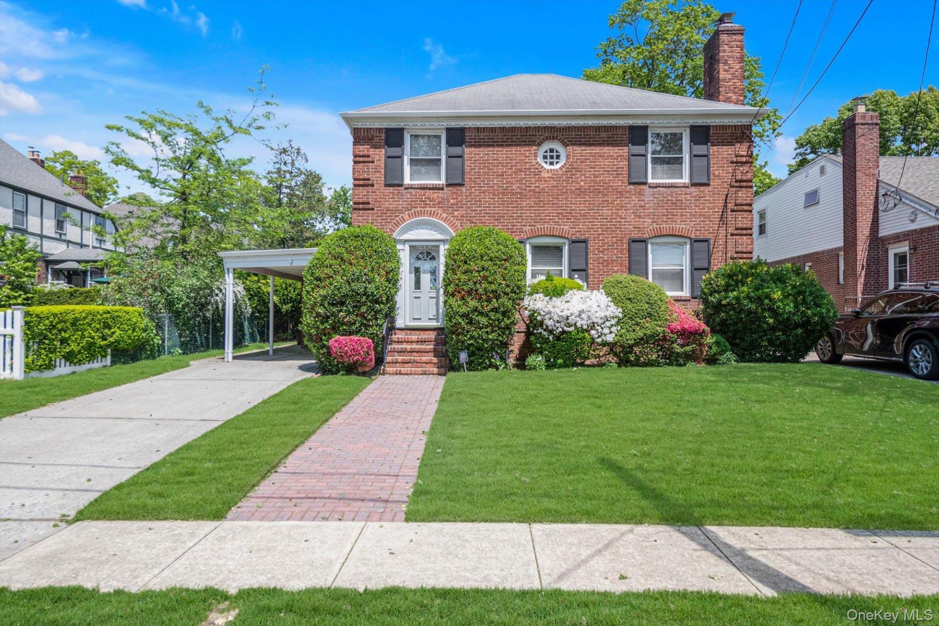 11 Garden Drive, Lynbrook, NY 11563 Main Photo