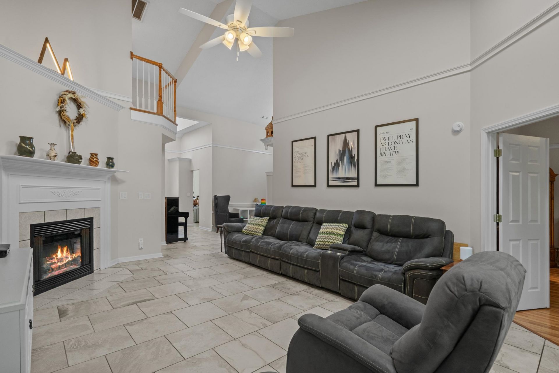 2119 Wentworth Dr. Photo 14