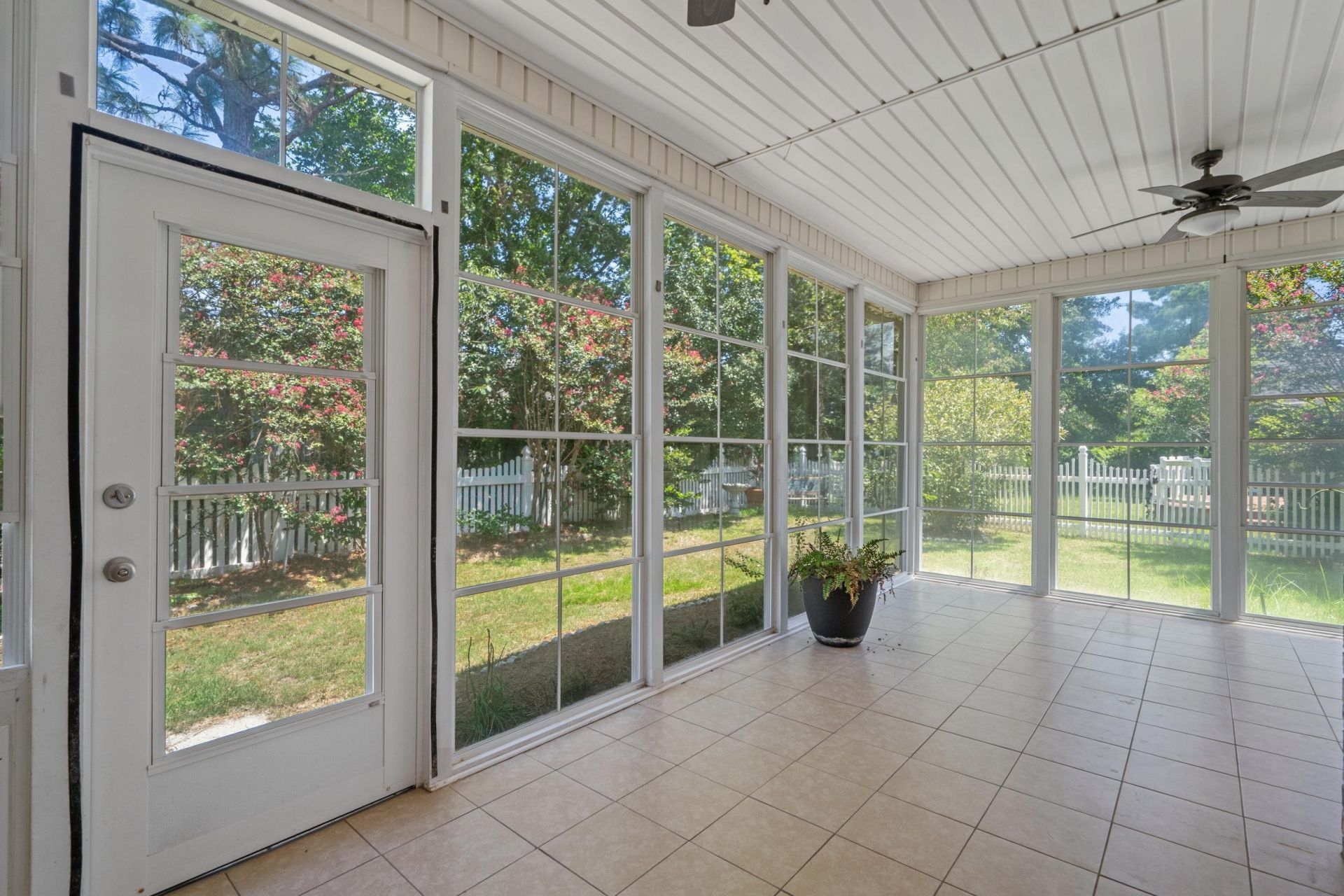 2119 Wentworth Dr. Photo 22