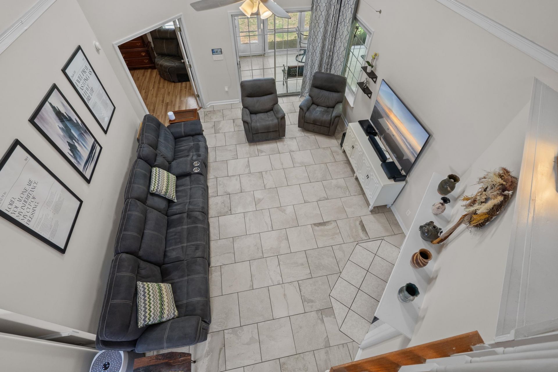 2119 Wentworth Dr. Photo 34