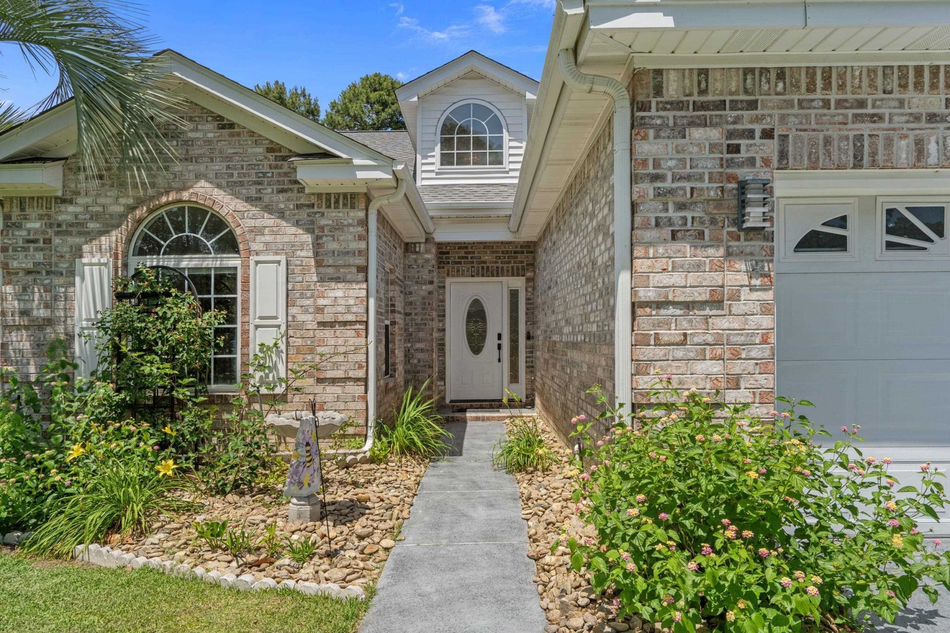 2119 Wentworth Dr. Photo 6