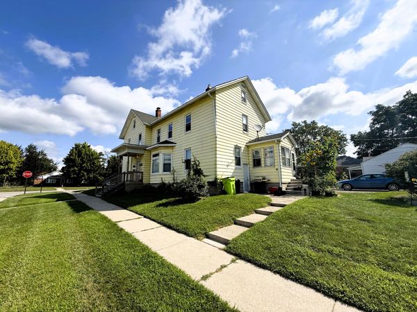29019 Sheeks S, Flat Rock, MI 48134