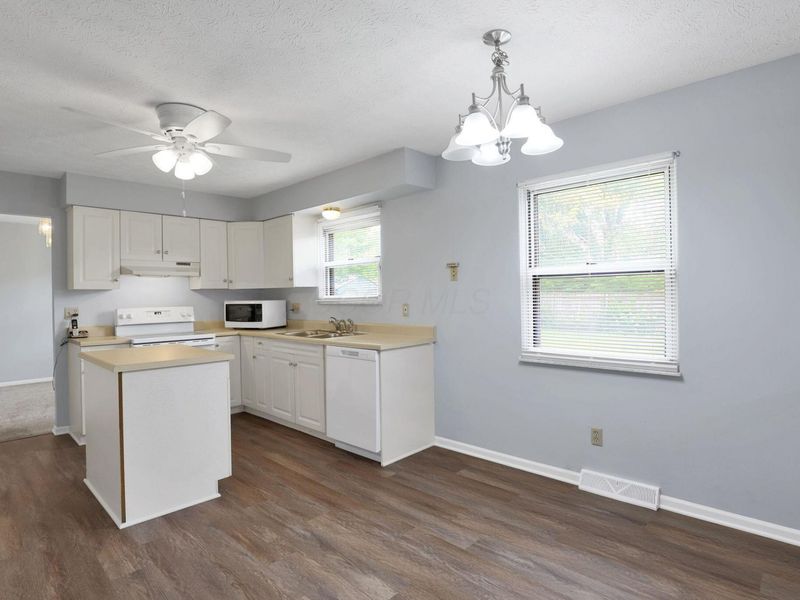 6930 Tanya Terrace , Reynoldsburg, OH 43068 Photo 10