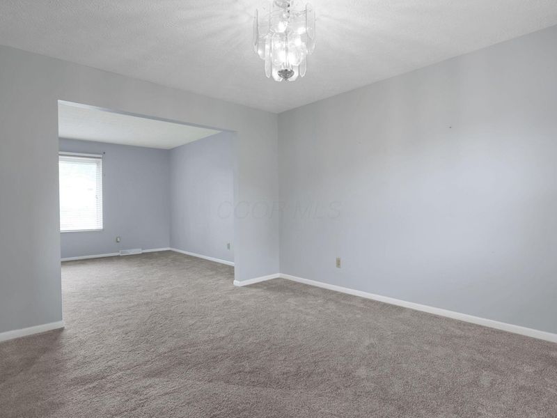 6930 Tanya Terrace , Reynoldsburg, OH 43068 Photo 9