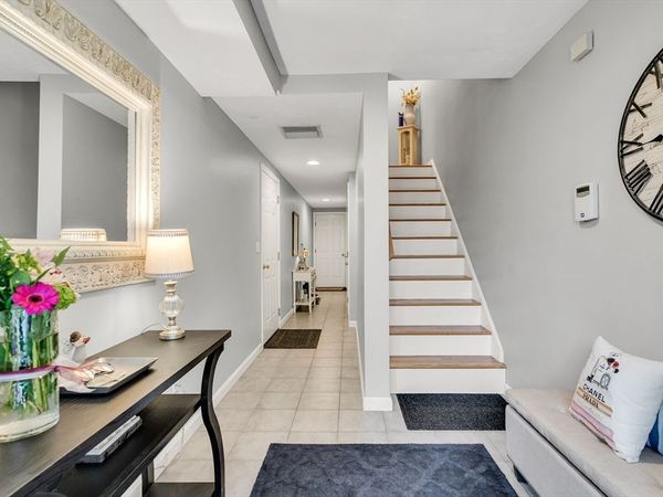 78 Summer St, Unit 5, Arlington, MA 02474