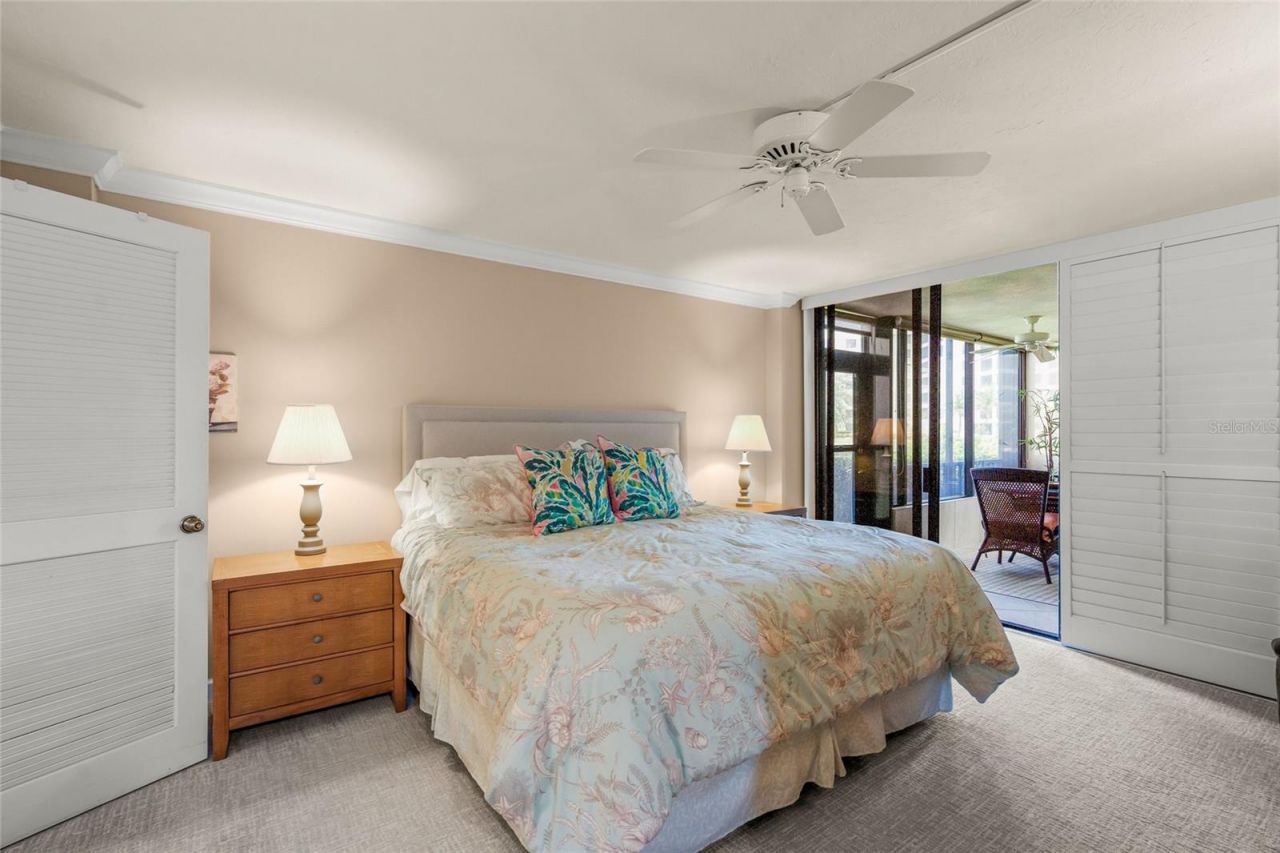 5780 Midnight Pass Road, Unit B105, Sarasota, FL 34242 Photo