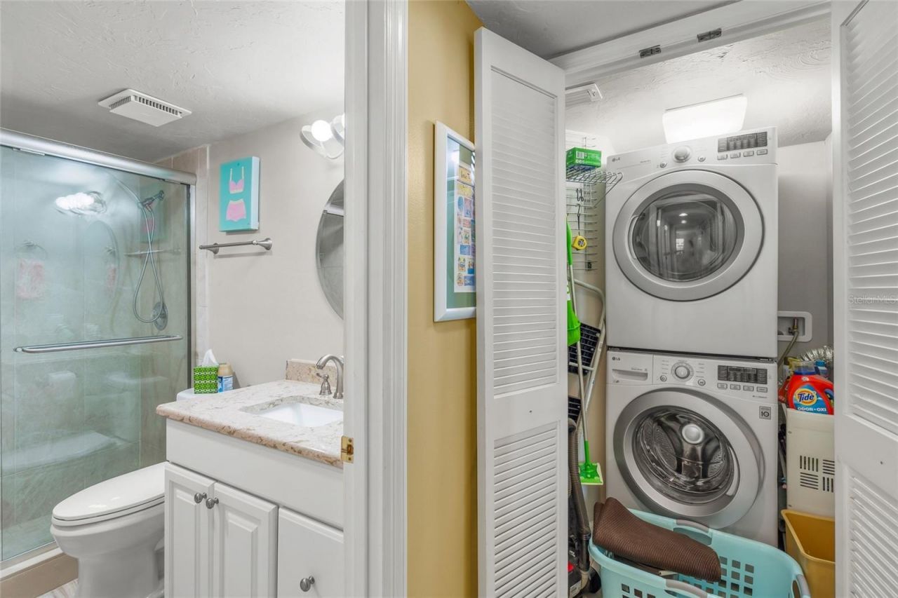 5780 Midnight Pass Road, Unit B105, Sarasota, FL 34242 Photo