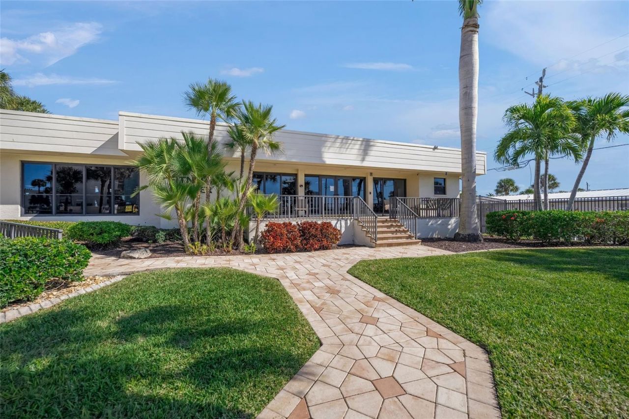 5780 Midnight Pass Road, Unit B105, Sarasota, FL 34242 Photo