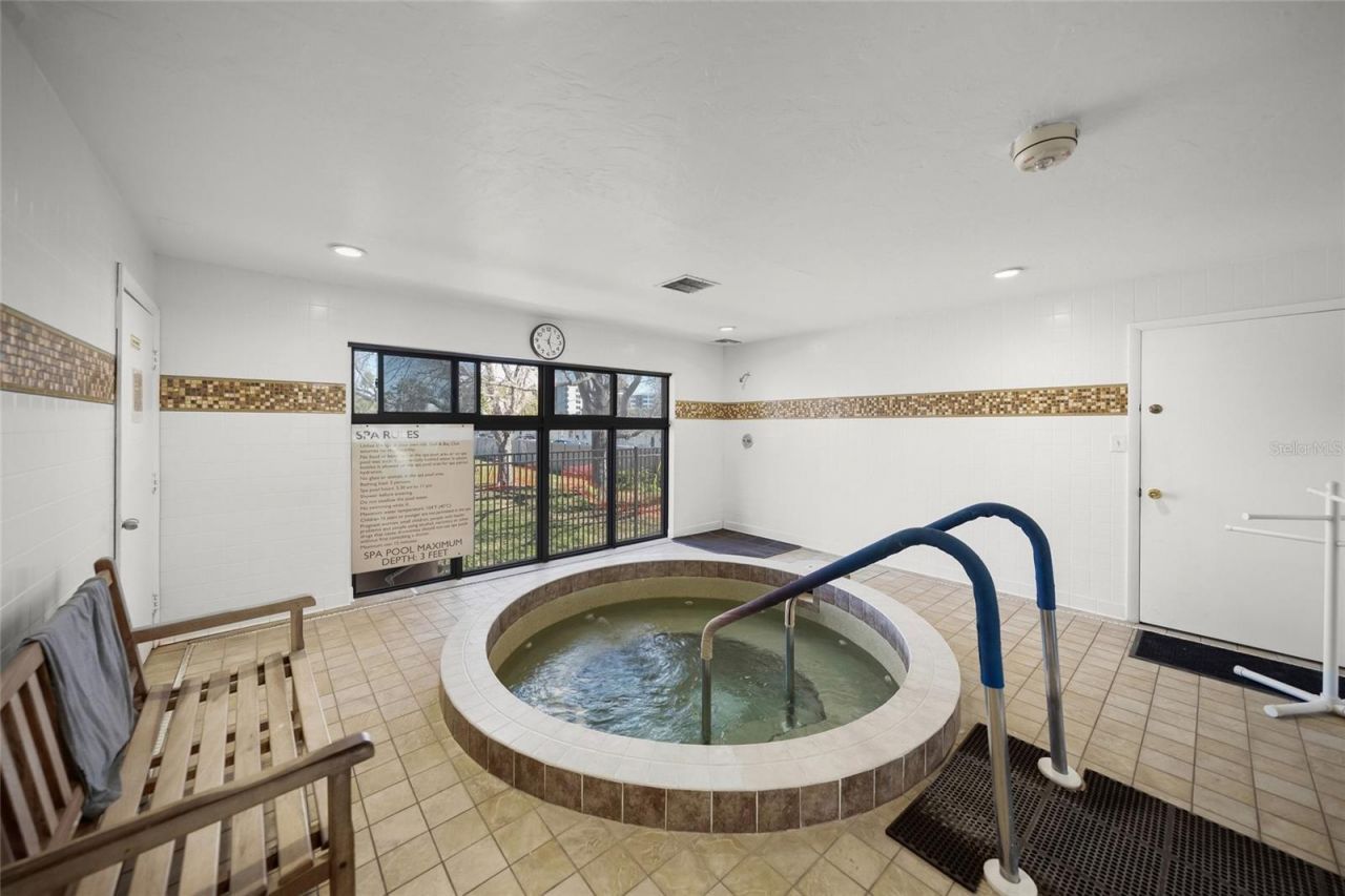 5780 Midnight Pass Road, Unit B105, Sarasota, FL 34242 Photo