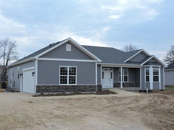 422 Clairmont Ct, Unit Lt66 Palme, Williams Bay, WI 53191