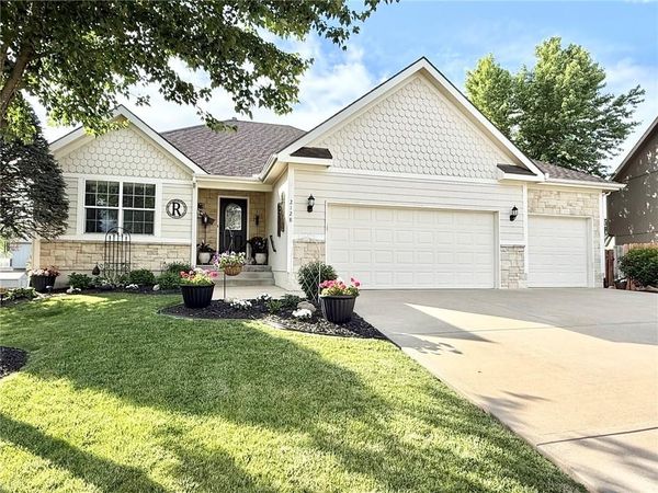2128 Alder Street, Leavenworth, KS 66048