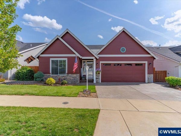 2744 Cherry Blossom Dr, Salem, OR 97304