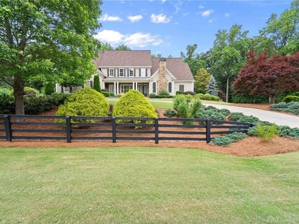 322 Edwards Brook Lane, Canton, GA 30115