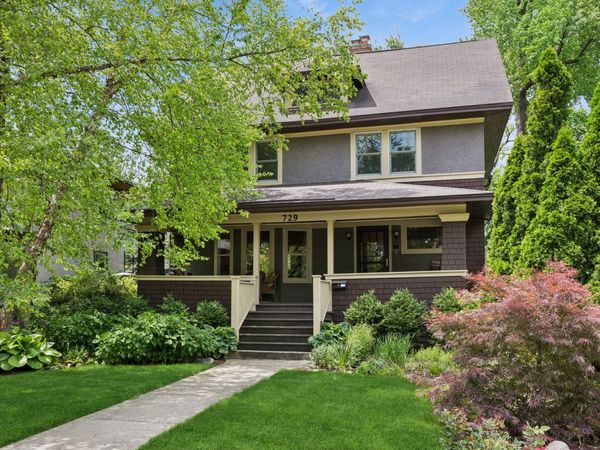 729 N Elmwood Avenue , Oak Park, IL 60302