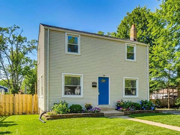 402 N MAIN Street , Mount Prospect, IL 60056