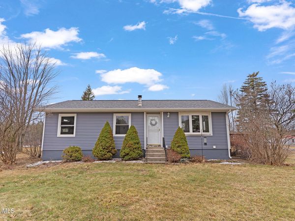 9 Reservoir Road, Altamont, NY 12009