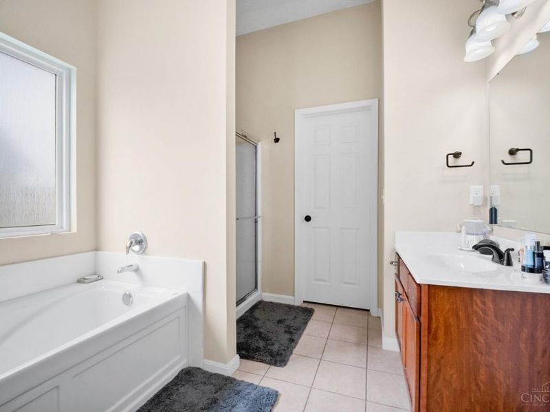 7126 Hearthwood Drive, Fairfield Twp, OH 45011 Photo 39