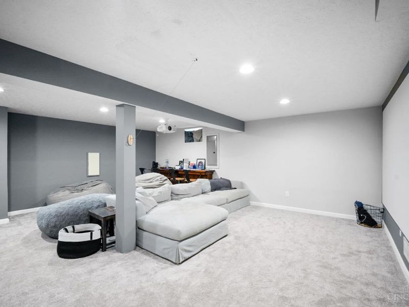 7126 Hearthwood Drive, Fairfield Twp, OH 45011 Photo 6