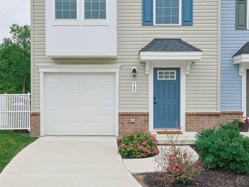 982 Steamboat Drive, Union Twp, OH 45244 Photo 2