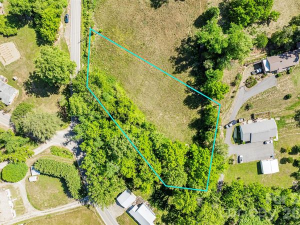 99999 Luther Road, Candler, NC 28715