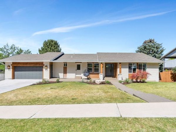 3813 N FOOTHILL DR , Provo, UT 84604