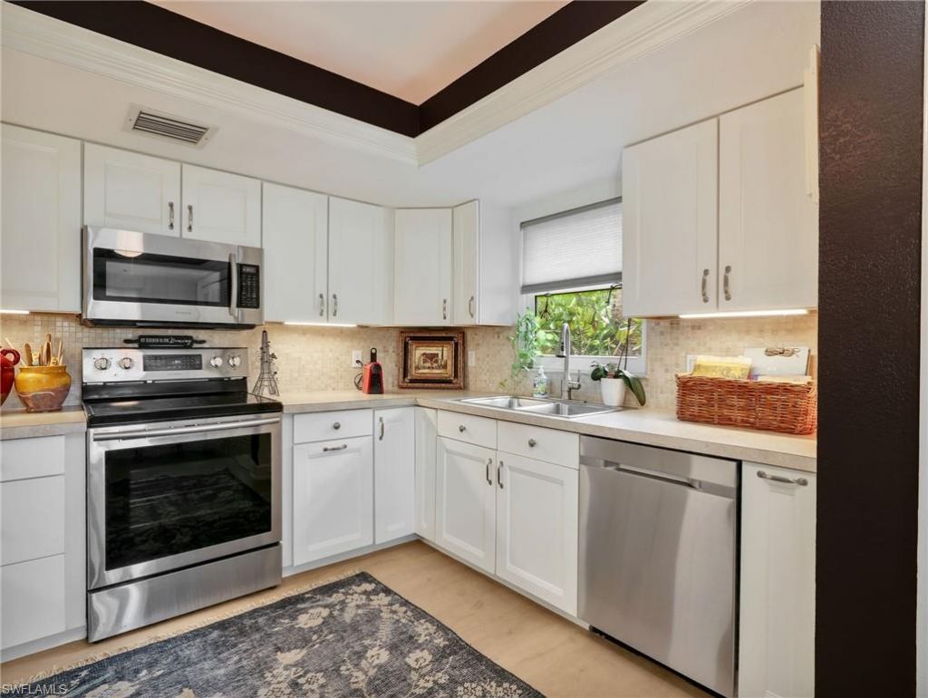1201 Solana Rd , Unit 7, Naples, FL 34103 Photo