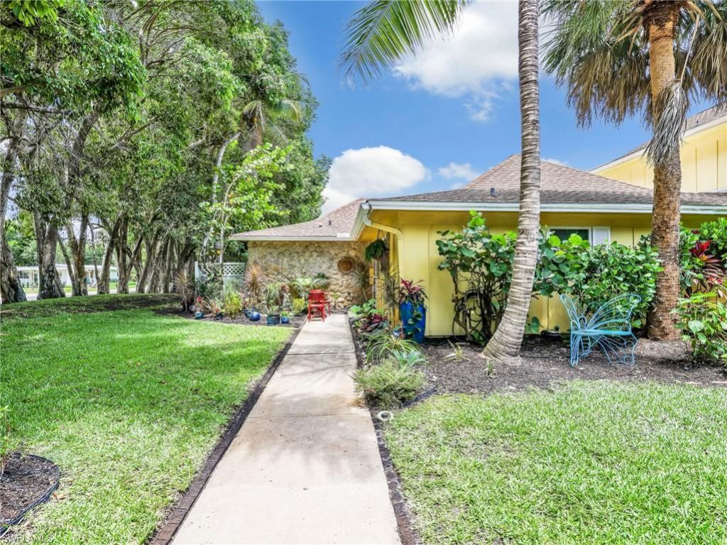 1201 Solana Rd , Unit 7, Naples, FL 34103 Photo
