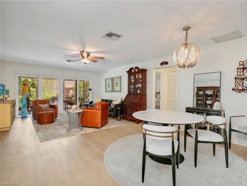 1201 Solana Rd , Unit 7, Naples, FL 34103 Photo
