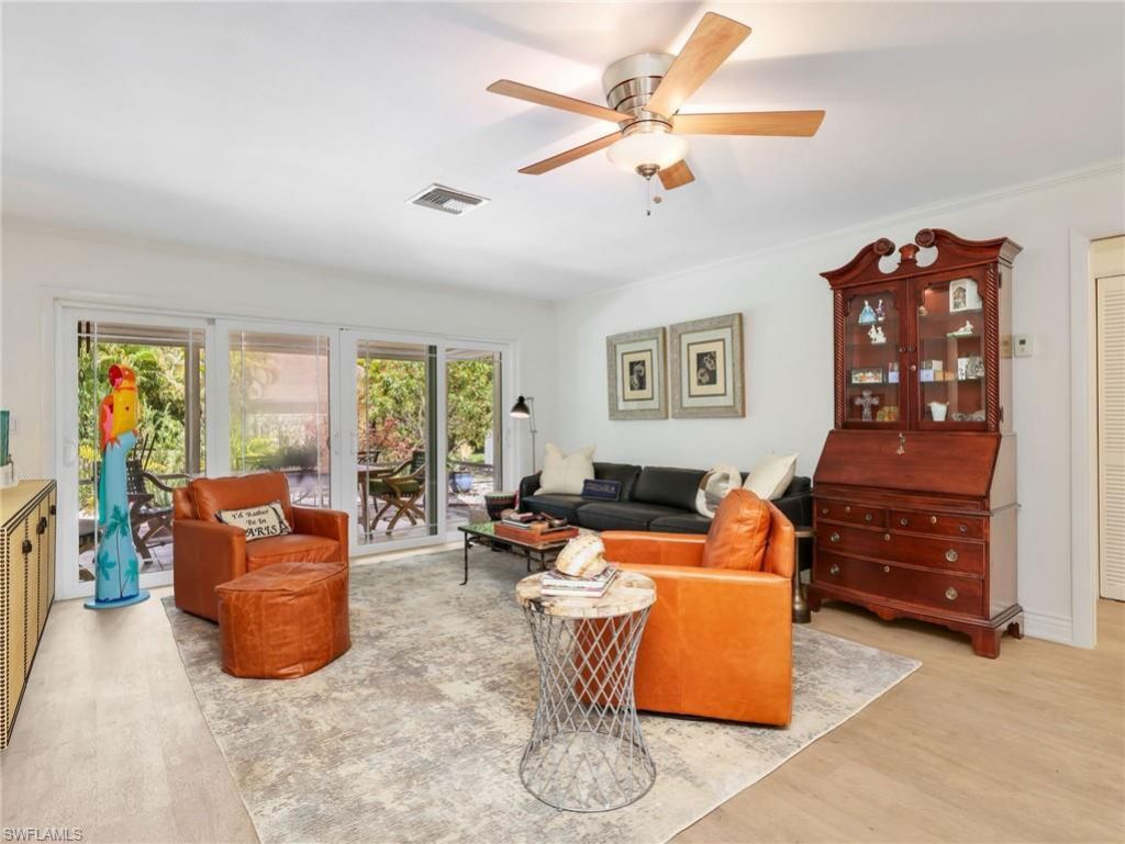 1201 Solana Rd , Unit 7, Naples, FL 34103 Photo