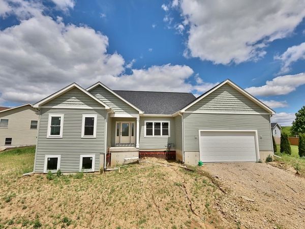 4401 Crested Owl Lane, Madison, WI 53718