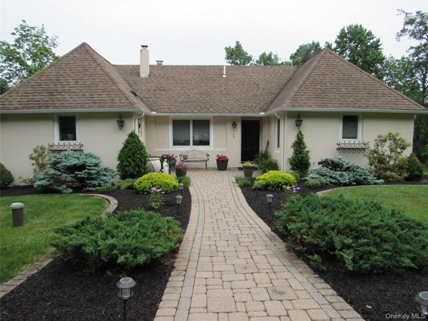 107 Pine Hill Road , Chester, NY 10918