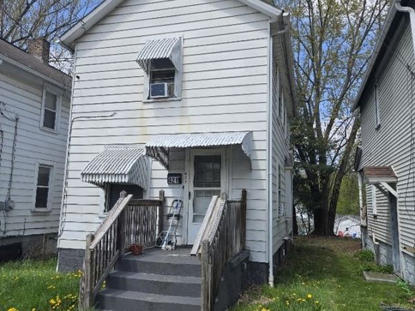 421 North St , Sharon, PA 16146