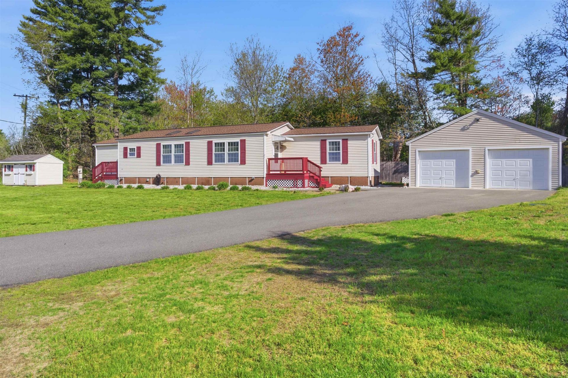 21 Lilac Court, Raymond, NH 03077 Main Photo